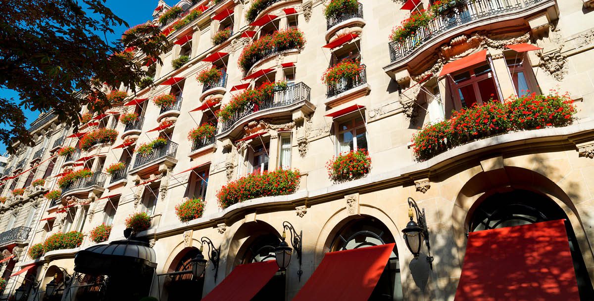 Hôtel Plaza Athénée: hotel de luxo na Avenue Montaigne, Paris